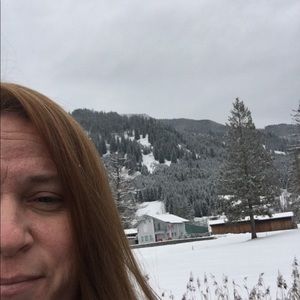 Meet your Posher, Cindy